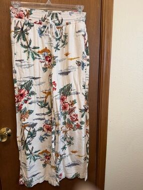 Time and Tru Cream Floral Wide Leg Pants  XS